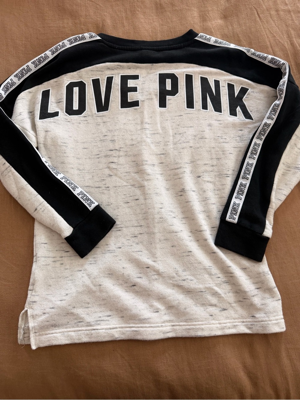 PINK Victoria's Secret Long Sleeve 'LOVE PINK' Top - Black & Cream - XS
